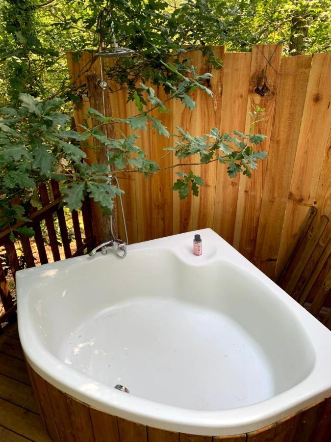 Magic Roof Top Bus With Big Bath In The Tree Forest! Mimizan-Plage Exterior foto